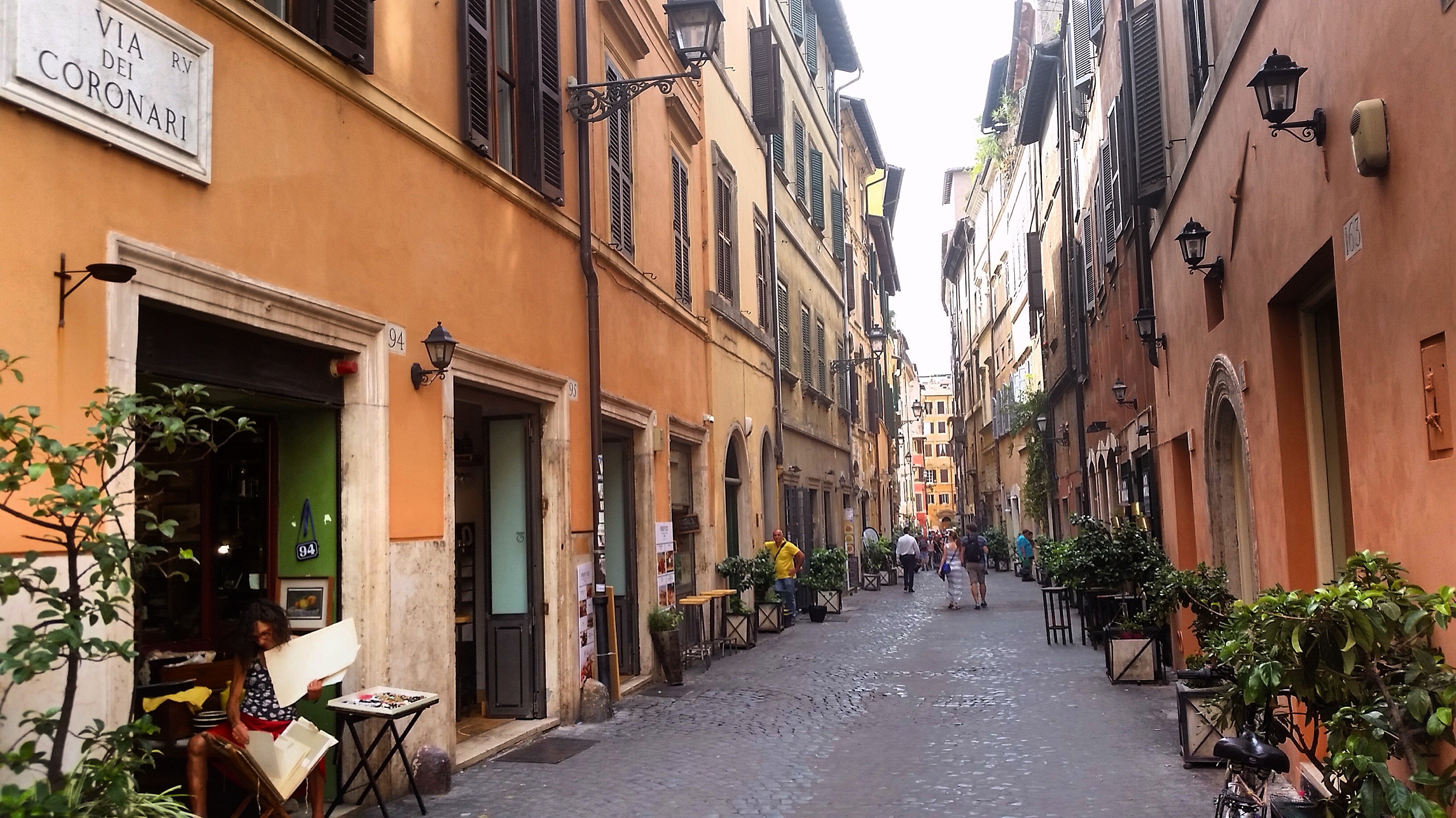 Tranquil-Charming-Via dei Coronari-antique-art shops-Rome.